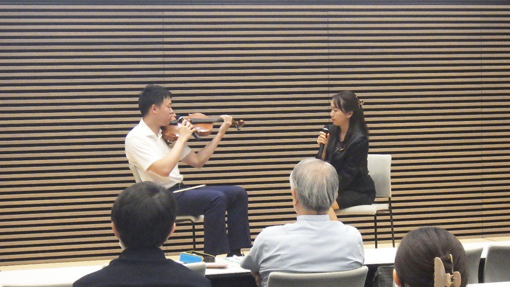 舞台医学診療の実演